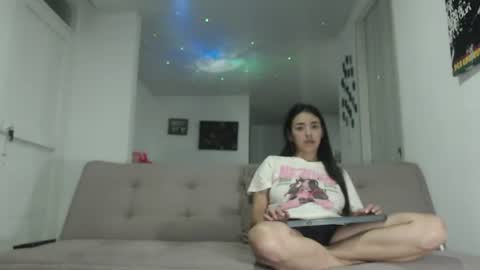hannaandharri online show from July 5, 2026, 2:51 am