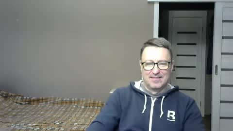 HarrySnake online show from January 22, 2025, 6:42 am