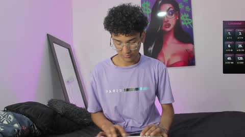 Snapshot of harrytwink18 chatting on January 28, 2025, 1:38 pm HARRY online show from January 28, 2025, 1:38 pm