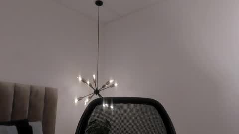 Snapshot of harryy_joness chatting on February 15, 2025, 5:39 pm Harry Jones online show from February 15, 2025, 5:39 pm