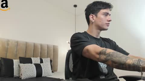 Snapshot of harryy_joness chatting on March 4, 2025, 5:34 pm Harry Jones online show from March 4, 2025, 5:34 pm