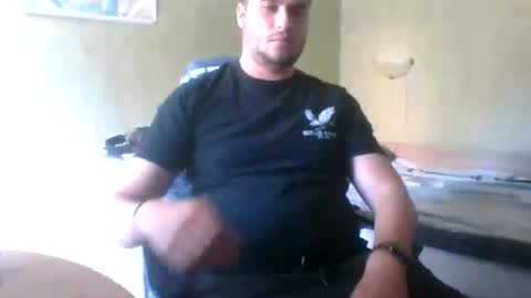 Snapshot of hasabigonev14 chatting on July 14, 2026, 7:35 am THEBIGONEV14 online show from July 14, 2026, 7:35 am