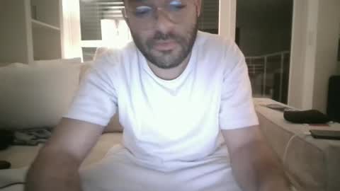 Snapshot of hash420 chatting on February 19, 2025, 12:03 am hash420 online show from February 19, 2025, 12:03 am