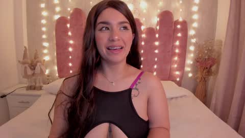 hasret_sesim online show from December 5, 2024, 3:59 am