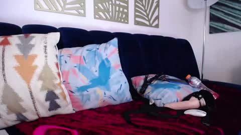 Nicole online show from February 11, 2025, 3:08 am