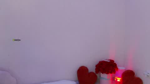 Anna online show from April 14, 2026, 4:40 am