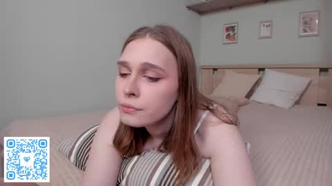 Mia online show from April 18, 2026, 7:58 pm