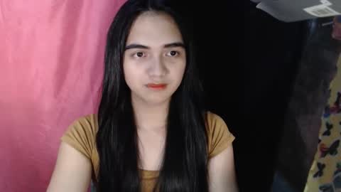 Snapshot of hawadiha chatting on April 18, 2026, 7:58 pm LIX online show from April 18, 2026, 7:58 pm