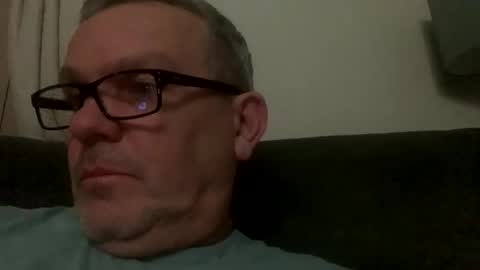 hawks2113 online show from February 15, 2025, 10:42 pm