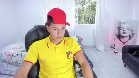 Hayen Boy online show from October 15, 2025, 1:55 pm