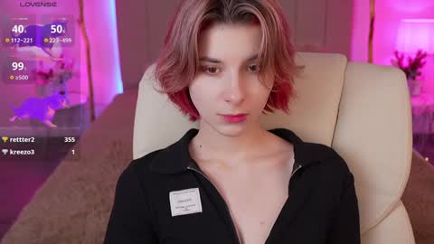 haylaamber online show from December 9, 2024, 2:13 am