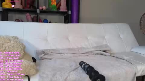 Haylee online show from May 31, 2026, 9:16 am