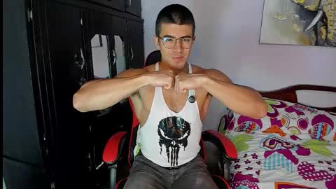 Snapshot of hazbinstudio chatting on October 15, 2025, 7:36 pm hazbinstudio online show from October 15, 2025, 7:36 pm