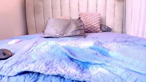 Snapshot of hazel_kataleya chatting on May 27, 2026, 1:57 am kataleya online show from May 27, 2026, 1:57 am