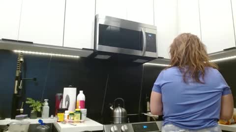 Hazel online show from March 24, 2026, 2:33 pm