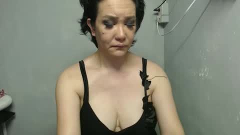 hazelannenatividad3 online show from April 9, 2026, 9:42 pm