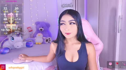 Snapshot of hazelbabee_ chatting on June 5, 2026, 9:15 am Lynn online show from June 5, 2026, 9:15 am