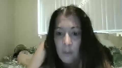 hazelbasil32728 online show from October 6, 2025, 12:35 pm