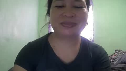 hazeldhane online show from October 16, 2025, 12:44 am
