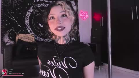 Hazell Witch online show from March 6, 2026, 5:09 pm