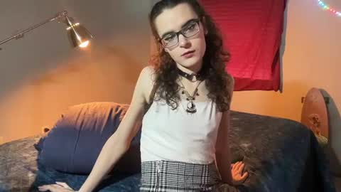 Snapshot of hazelpeppermint chatting on July 3, 2026, 12:17 am Hazel online show from July 3, 2026, 12:17 am