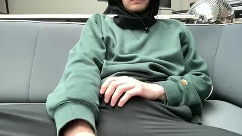 Snapshot of hchappel19 chatting on October 5, 2025, 1:42 pm hchappel19 online show from October 5, 2025, 1:42 pm