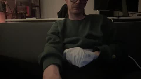 Snapshot of hchappel19 chatting on October 7, 2025, 12:41 am hchappel19 online show from October 7, 2025, 12:41 am