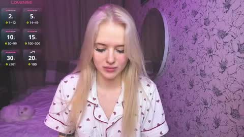 Snapshot of healing__girl chatting on December 21, 2024, 3:20 pm Valeria online show from December 21, 2024, 3:20 pm