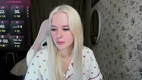 Snapshot of healing__girl chatting on January 26, 2025, 7:53 am Valeria online show from January 26, 2025, 7:53 am