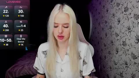 Snapshot of healing__girl chatting on February 8, 2025, 5:40 am Valeria online show from February 8, 2025, 5:40 am