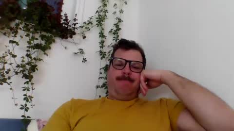 Snapshot of heartofadog604 chatting on February 3, 2025, 1:41 am MT online show from February 3, 2025, 1:41 am