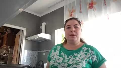 Snapshot of heather_wall chatting on July 28, 2026, 2:05 pm Heather online show from July 28, 2026, 2:05 pm