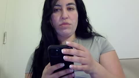 Snapshot of heatwavee chatting on December 11, 2024, 11:30 am heatwavee online show from December 11, 2024, 11:30 am