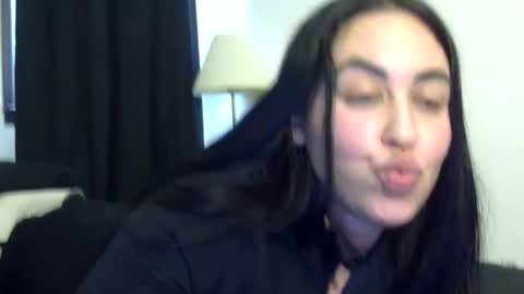 Snapshot of heatwavee chatting on January 5, 2026, 5:27 pm heatwavee online show from January 5, 2026, 5:27 pm