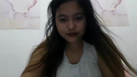 Snapshot of heavenlyeyes69 chatting on December 20, 2024, 5:25 am heavenlyeyes69 online show from December 20, 2024, 5:25 am