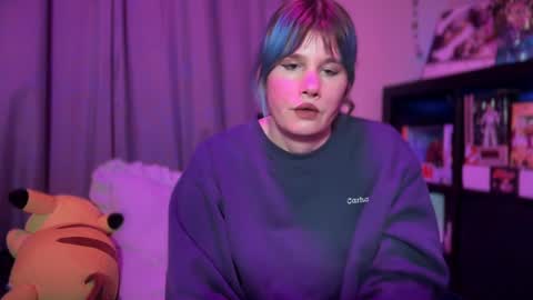 Snapshot of heavensentttt chatting on December 11, 2024, 6:14 am Saoirse online show from December 11, 2024, 6:14 am