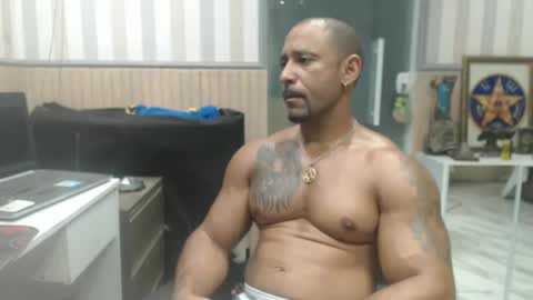 Snapshot of hebertgomes chatting on March 1, 2025, 10:21 pm hebertgomes online show from March 1, 2025, 10:21 pm