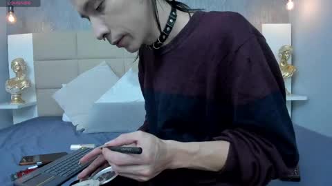 Snapshot of hecate1_ chatting on May 6, 2026, 7:08 pm Keira Hecate online show from May 6, 2026, 7:08 pm