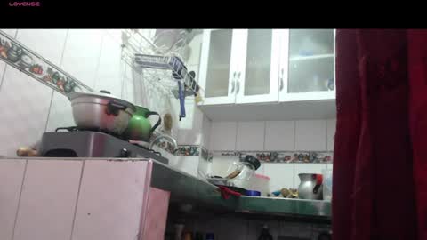 Snapshot of hecatedark122 chatting on July 19, 2026, 4:22 pm sofia online show from July 19, 2026, 4:22 pm