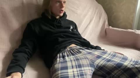 Snapshot of heey_nick chatting on September 16, 2025, 12:39 pm Nick online show from September 16, 2025, 12:39 pm