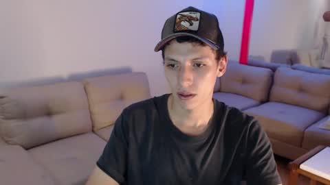 Snapshot of hefesto_69 chatting on December 21, 2024, 10:08 pm hefesto_69 online show from December 21, 2024, 10:08 pm