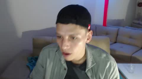 Snapshot of hefesto_69 chatting on March 3, 2025, 1:42 am hefesto_69 online show from March 3, 2025, 1:42 am