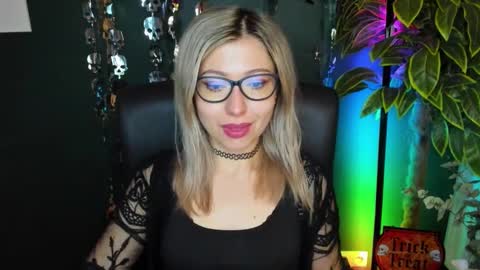 Heidi online show from November 3, 2025, 5:20 am