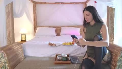Snapshot of heidiluceous chatting on July 15, 2026, 2:28 am Heidi brunette Foxy red head and Carrie blondie online show from July 15, 2026, 2:28 am