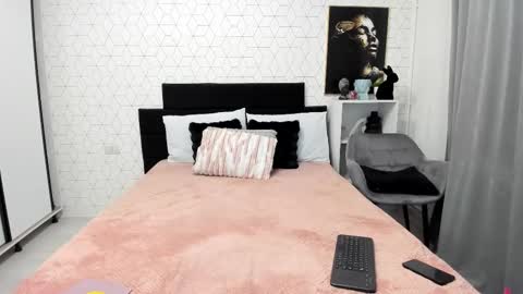 Snapshot of heidixcutie chatting on November 13, 2025, 4:55 am Heidi online show from November 13, 2025, 4:55 am