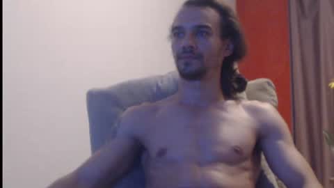 heilanubis online show from April 21, 2026, 1:42 am