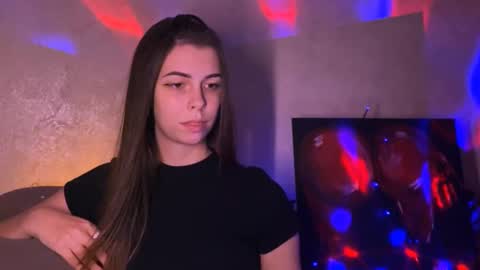 Snapshot of heileymeow chatting on December 10, 2024, 8:38 pm Heiley online show from December 10, 2024, 8:38 pm