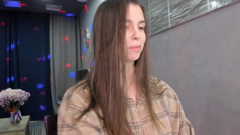 Snapshot of heileymeow chatting on January 30, 2025, 3:00 am Heiley online show from January 30, 2025, 3:00 am