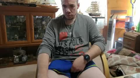 xxScubaStevexx online show from April 26, 2026, 4:37 pm