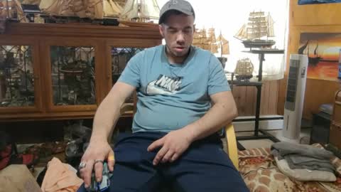 xxScubaStevexx online show from April 28, 2026, 5:29 pm